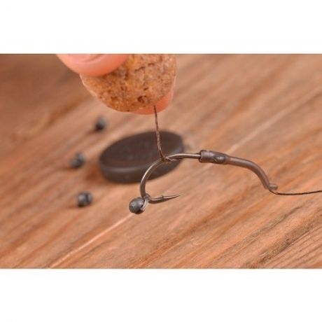 POLE POSITION SHOT ON THE HOOK HOLDERS